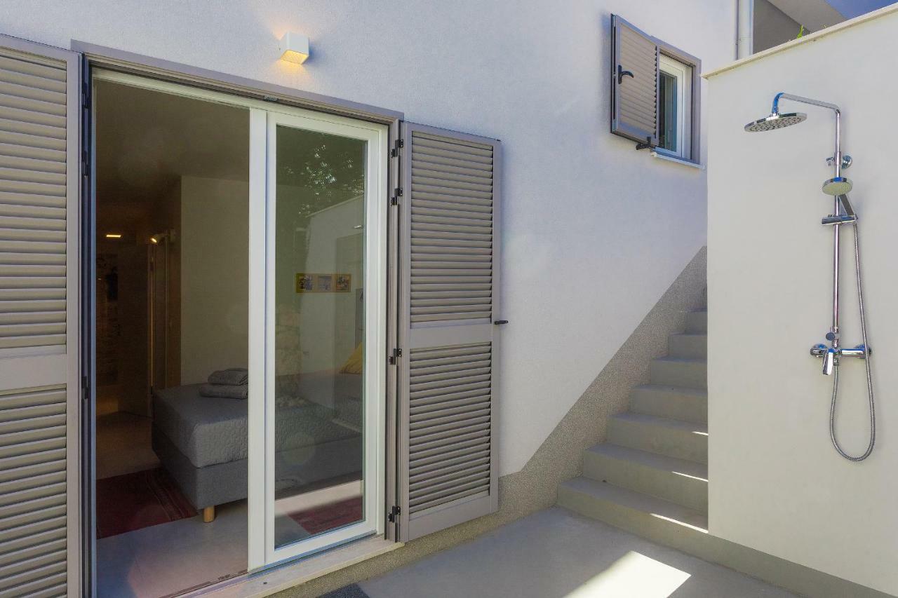 Casa Mia Apartments Premantura Exterior photo